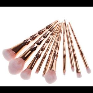 Rose gold brushes
